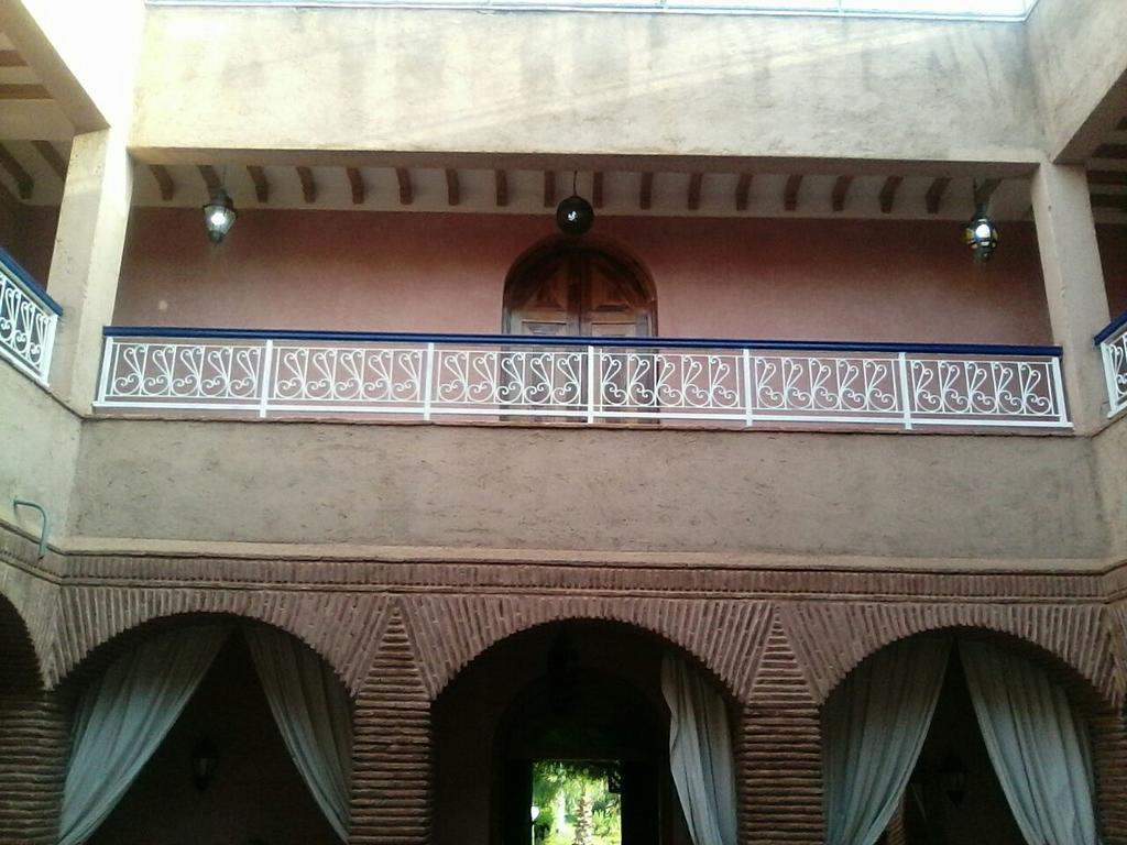 Riad La Maison Guest House Marrakesh Exterior photo